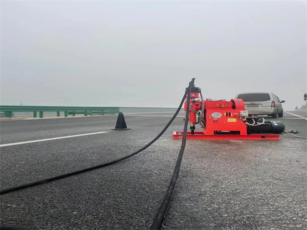 惠济马路路基路面开裂下沉注浆加固灌浆